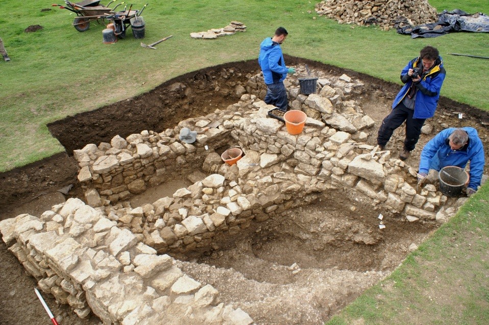 Complex structures revealed in Trench 2
